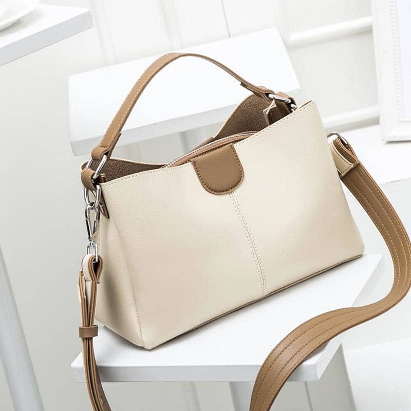 Bolsa Feminina Clash de Couro