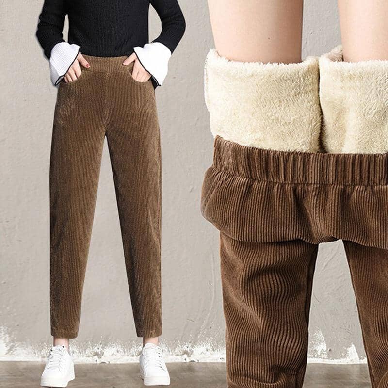 Calça de Veludo Cintura Alta com Pelúcia Interna